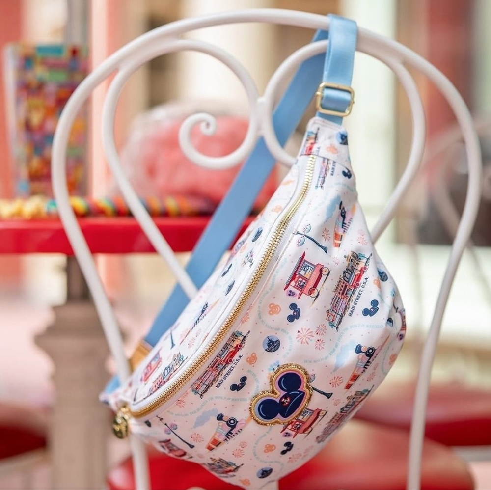 Stoney Clover Lane Disney Main Street USA Belt Bag Fanny Pack World Disneyland - Picture 2 of 6